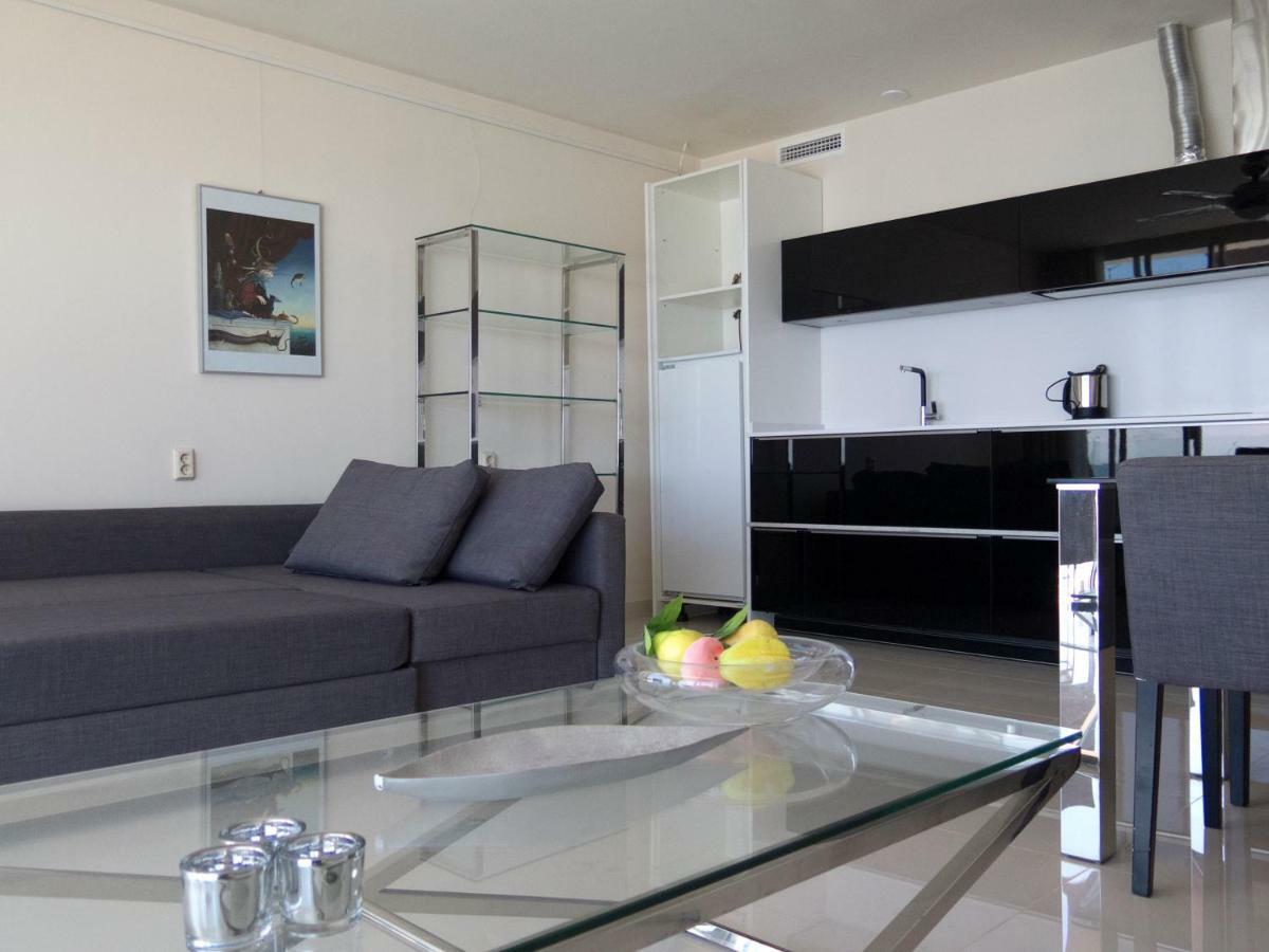 Apartamento First Line Duplex Puerto Banus Sleeps 8 People Marbella Exterior foto